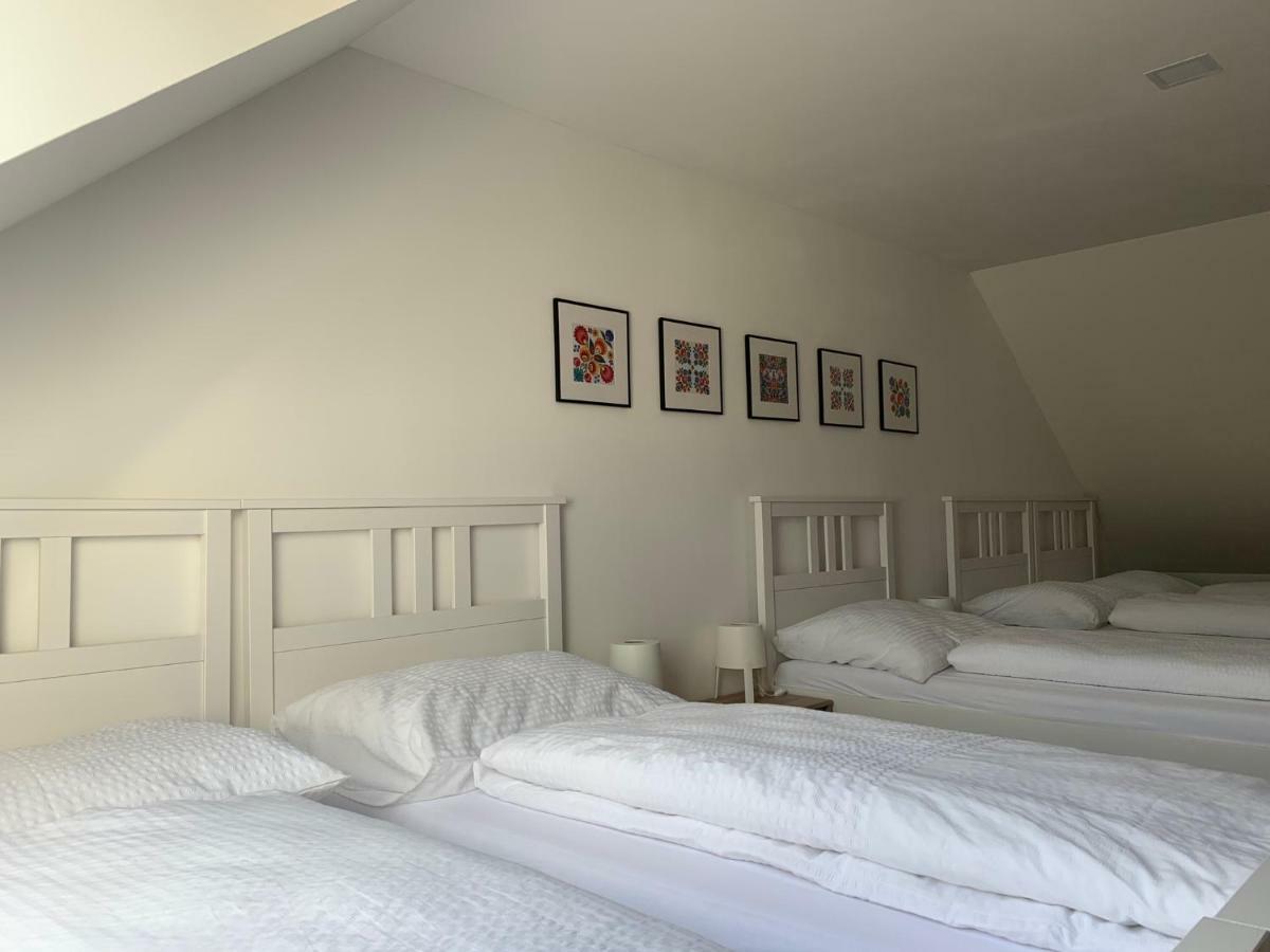 Mikulov Inn - Apartments Slunce Bagian luar foto